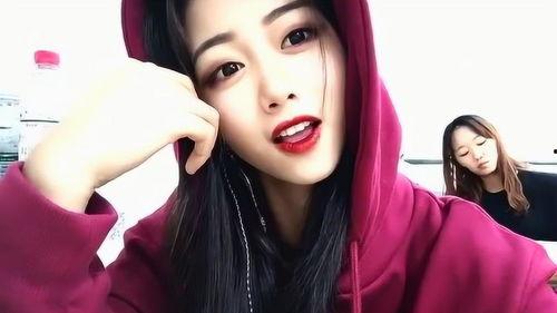 姐姐涨奶让吸视频,涨奶困扰？揭秘如何通过视频轻松解决姐姐涨奶难题