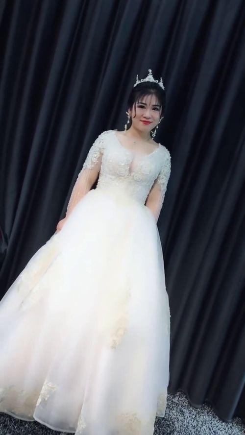 新娘穿婚纱视频,见证爱情的高光时刻