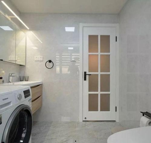 浴室门视频,一场意想不到的视觉奇遇